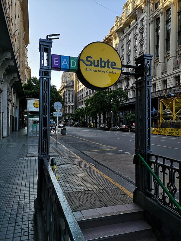 Buenos Airesissa sijaitseva metroasema. Kuva: Johanna Ruohonen