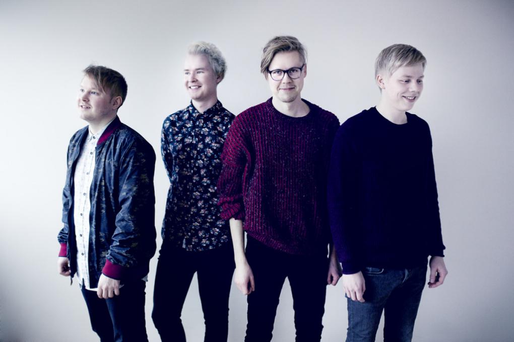 Satellite Stories sai keväällä 2015 Pohjois-Pohjanmaan rahastolta apurahan neljännen levynsä tekoon. 
