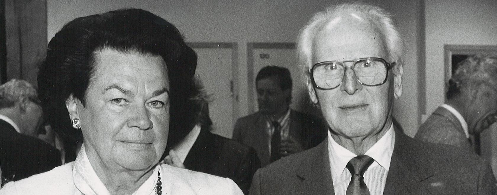 Kauppaneuvos Roger Lindberg (1915-2003) ja rouva Brita Lindberg, Roger Lindbergin musiikkirahasto. Kuva: IL-arkisto
